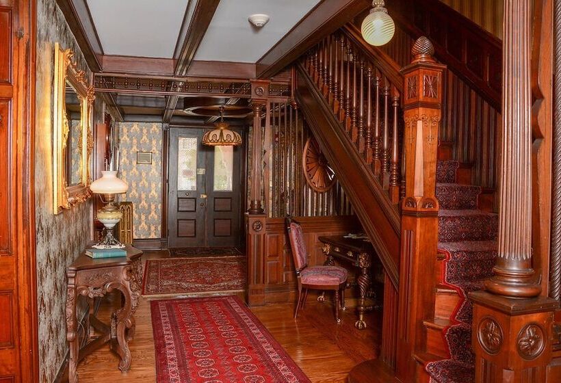 The Towers Bed & Breakfast