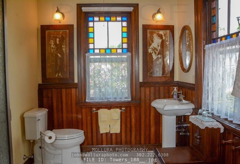 The Towers Bed & Breakfast