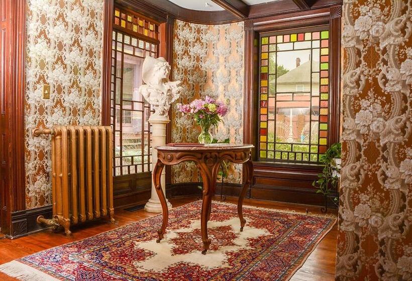 The Towers Bed & Breakfast