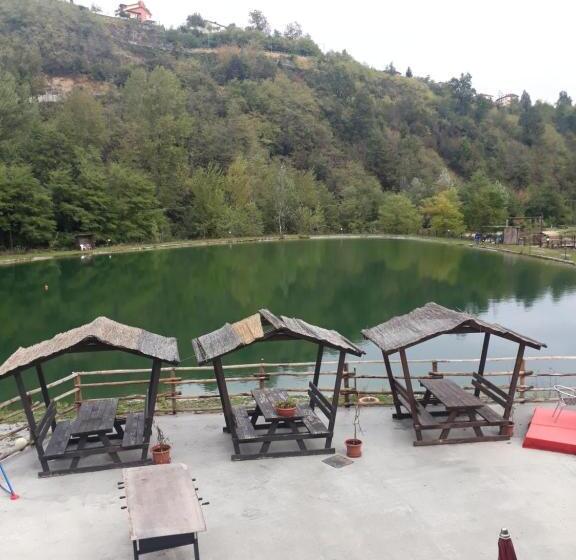 مبيت وإفطار Taverna Del Dolmen