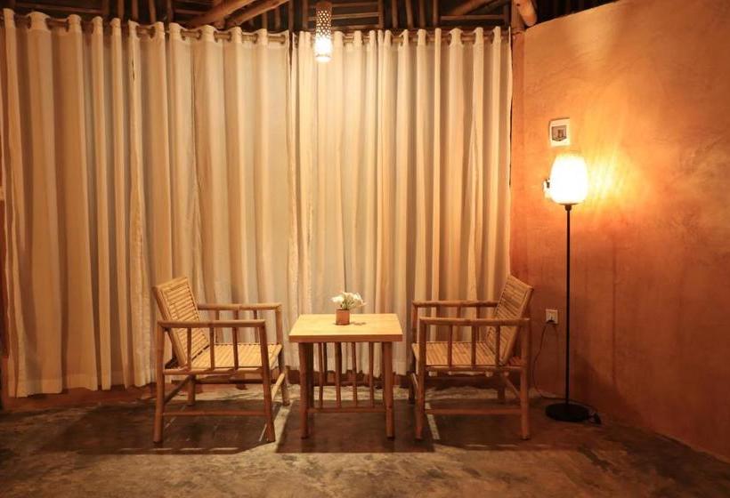 Hanchey Bamboo Resort