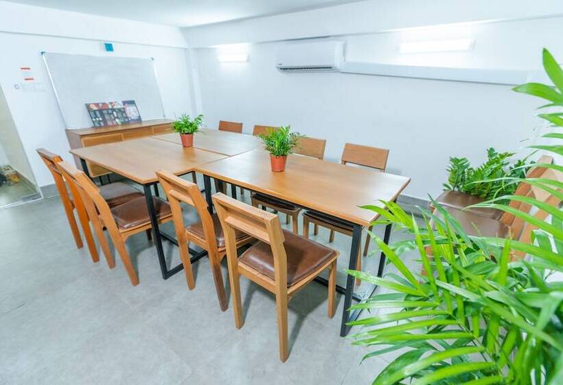 בית מלון כפרי 7 Days Premium