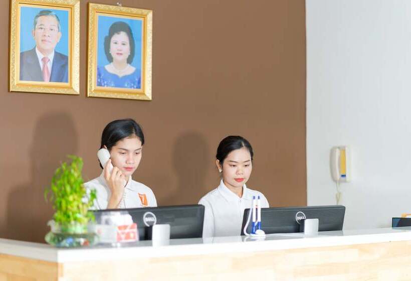 בית מלון כפרי 7 Days Premium