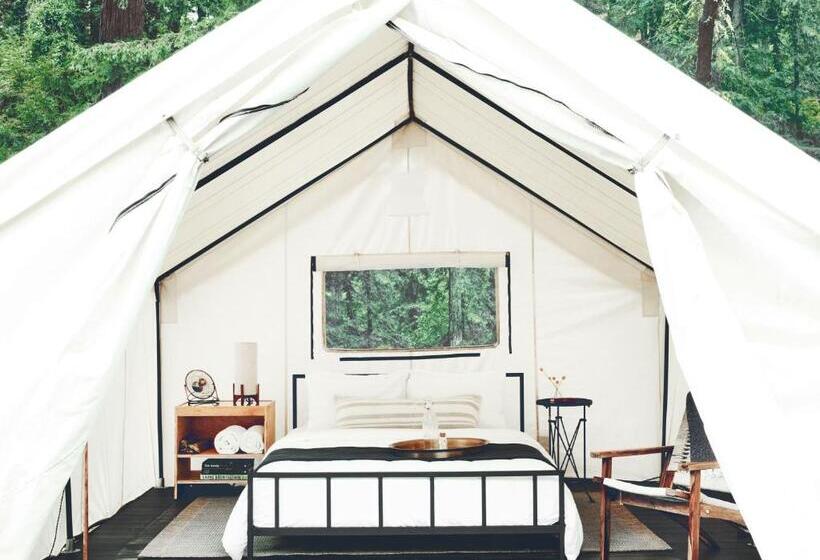 בית מלון כפרי Autocamp Yosemite