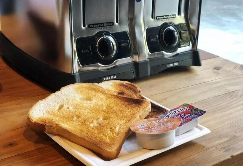 בית מלון כפרי Autocamp Yosemite