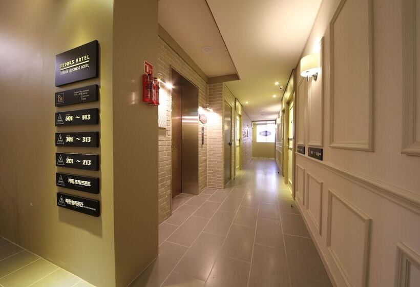 Brooks Hotel Tongyeong
