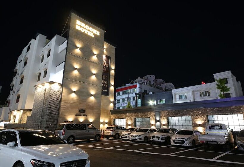 Brooks Hotel Tongyeong