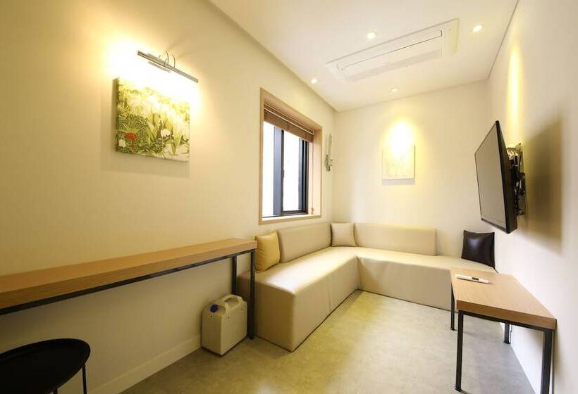 Brooks Hotel Tongyeong