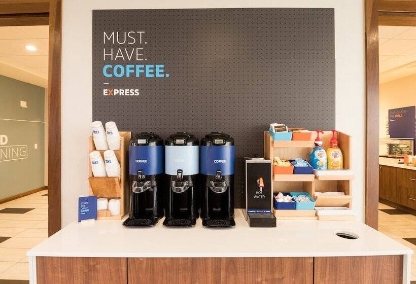 בית מלון כפרי Holiday Inn Express & Suites   Auburn, An Ihg