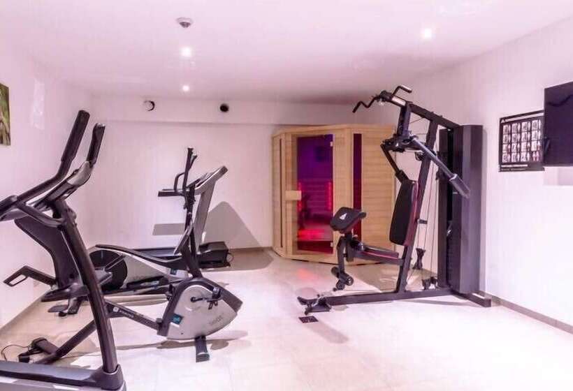 בית מלון כפרי Manava