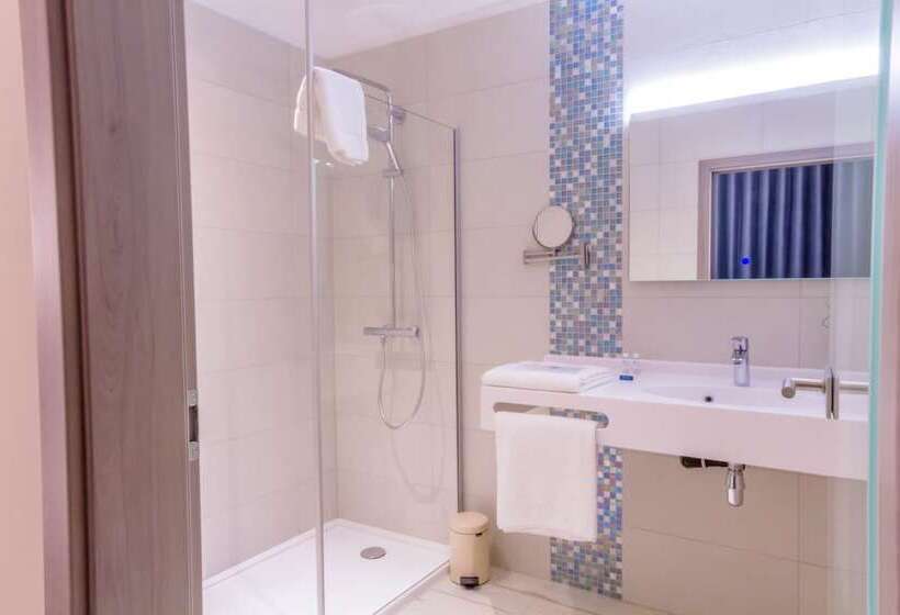 בית מלון כפרי Manava