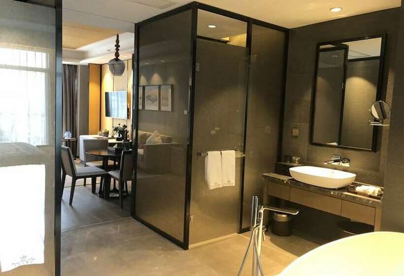 Отель Prince Times