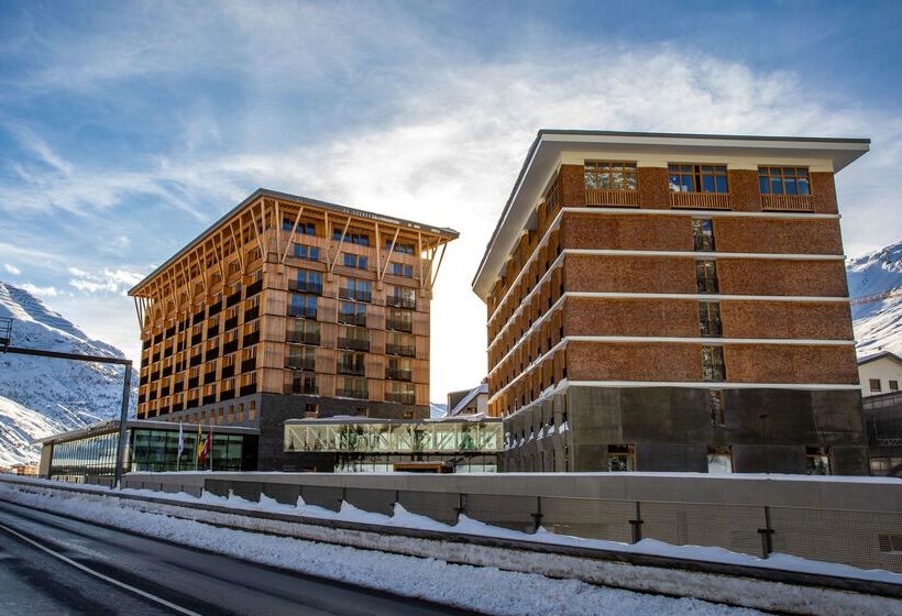 Radisson Blu Hotel Reussen, Andermatt