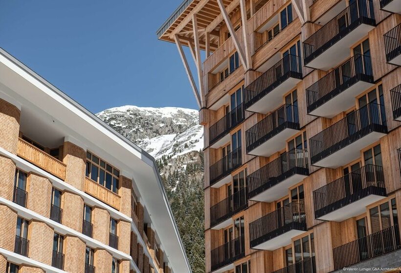 Radisson Blu Hotel Reussen, Andermatt