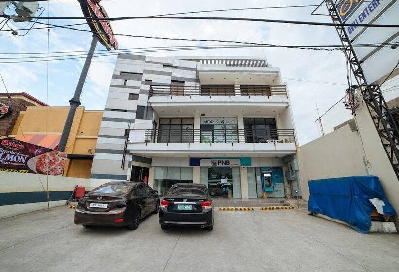 هتل Reddoorz Near Angeles University Foundation