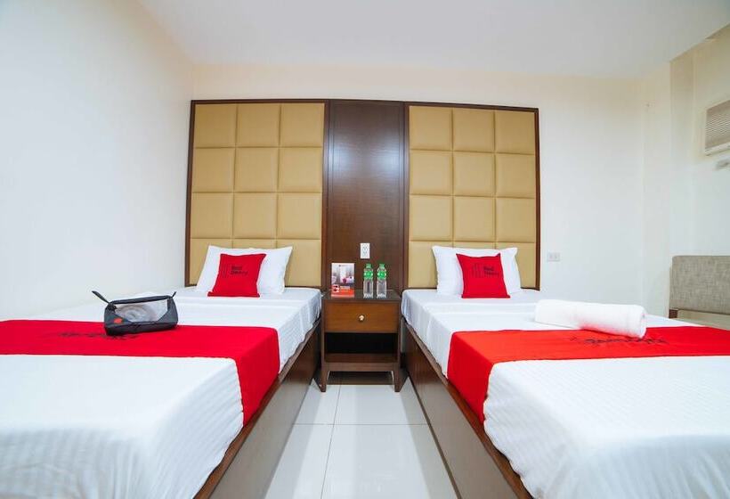 هتل Reddoorz Near Angeles University Foundation