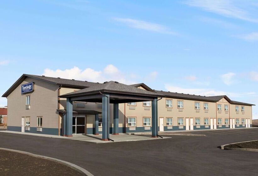 فندق Travelodge By Wyndham Pincher Creek