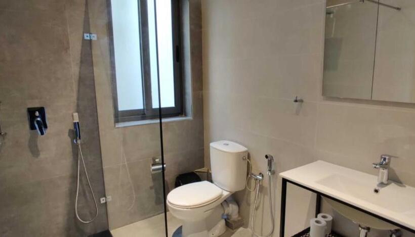 پانسیون Shore Bridge