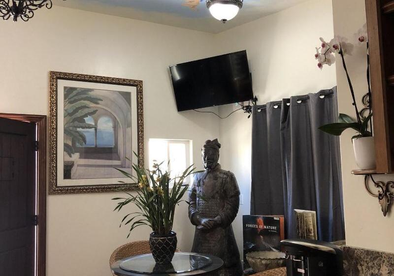 ユースホステル Casa Del Sol