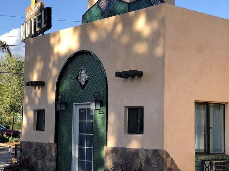 ユースホステル Casa Del Sol