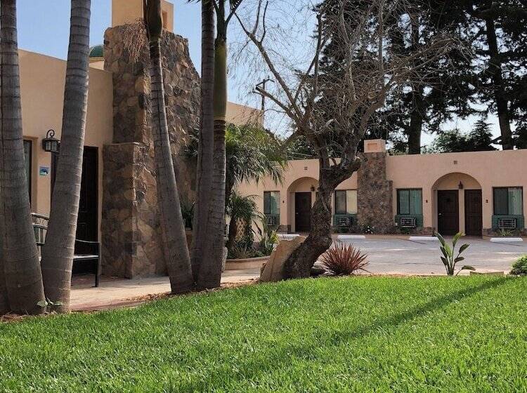 ユースホステル Casa Del Sol