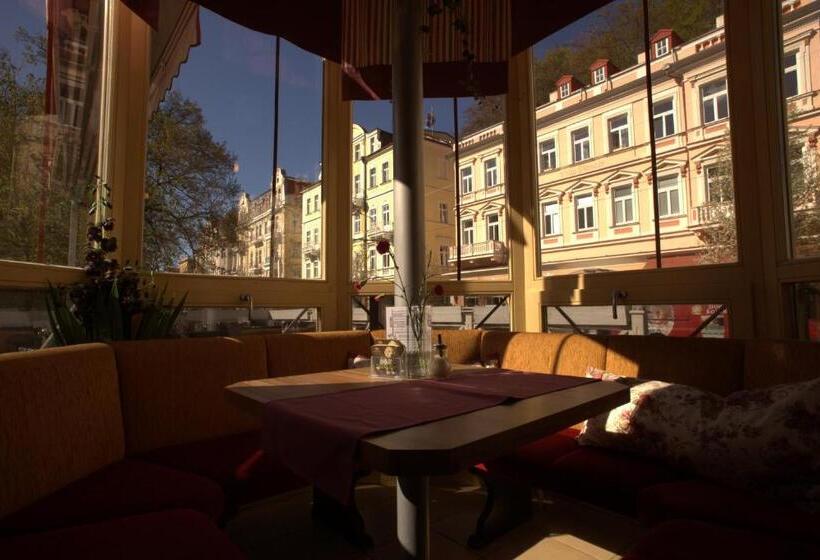 هاستل Penzion U Pidly