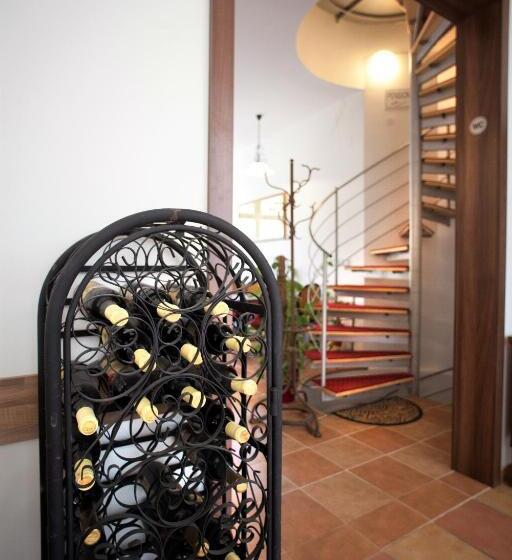 هاستل Penzion U Pidly