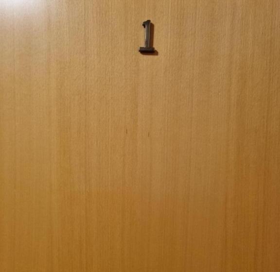 هاستل Penzion U Pidly