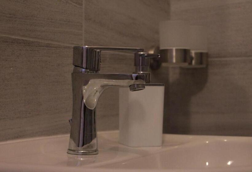 هاستل Penzion U Pidly