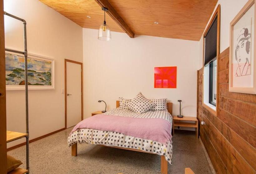 مبيت وإفطار River Road Retreat