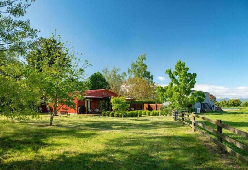 مبيت وإفطار River Road Retreat