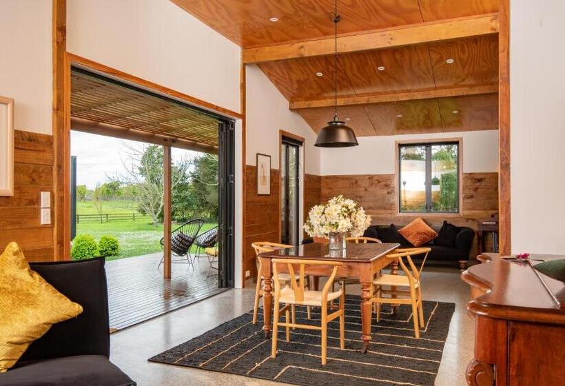 مبيت وإفطار River Road Retreat