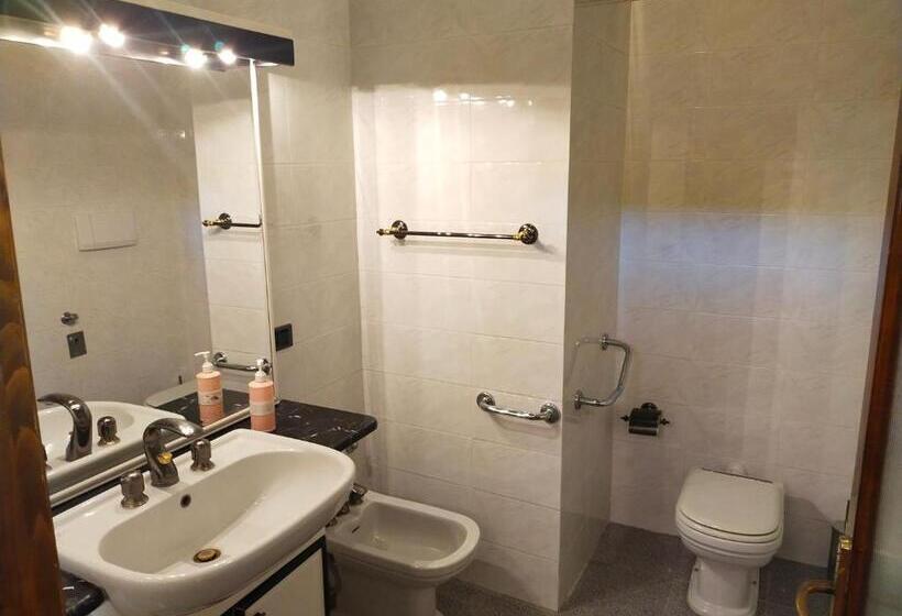 فندق Agriturismo Santa Cristina