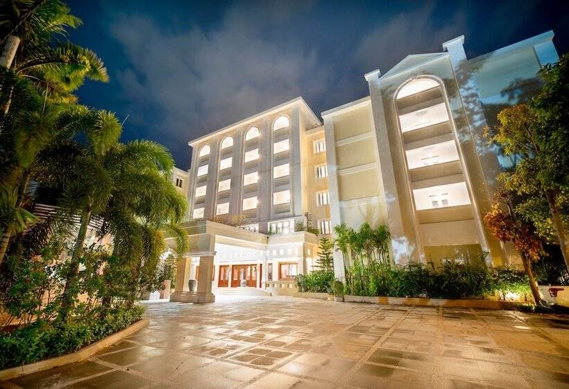 Отель De La Renaissance