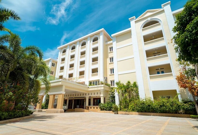 Отель De La Renaissance