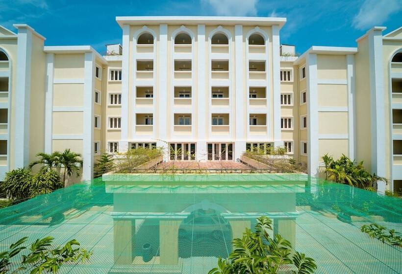 Отель De La Renaissance