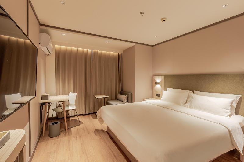 ホテル Hanting Changchun Hongqi Street Wanda