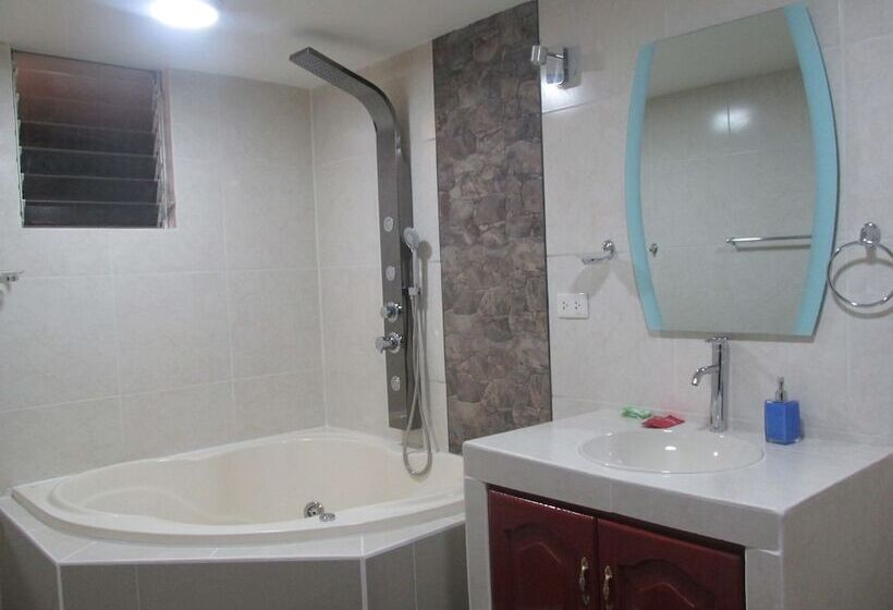 ホテル Raymi Inn Machupicchu