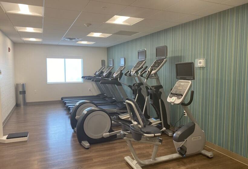 ホテル Holiday Inn Express & Suites Junction, An Ihg