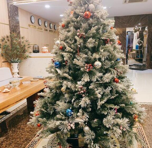 هتل Lily Apartment