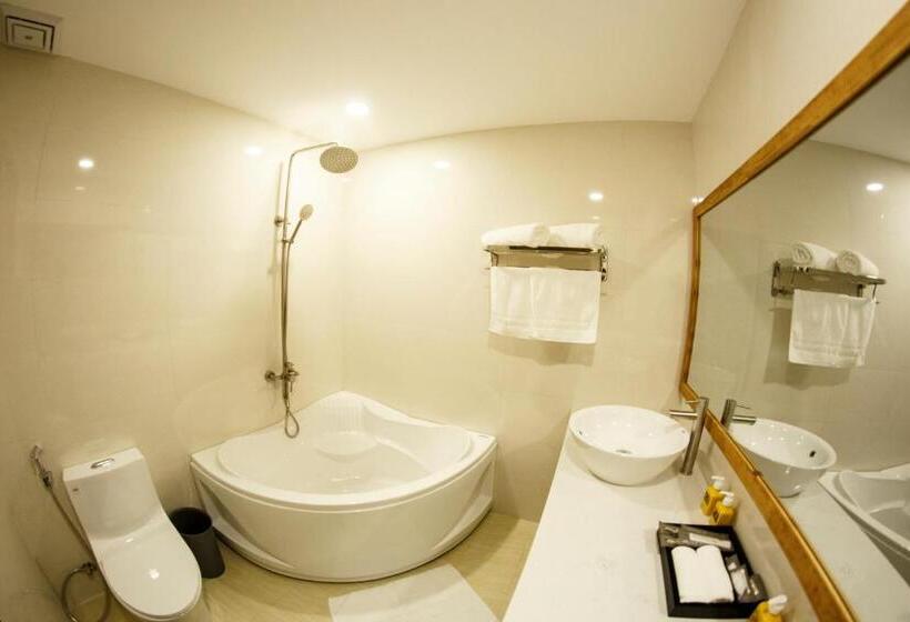 هتل Lily Apartment