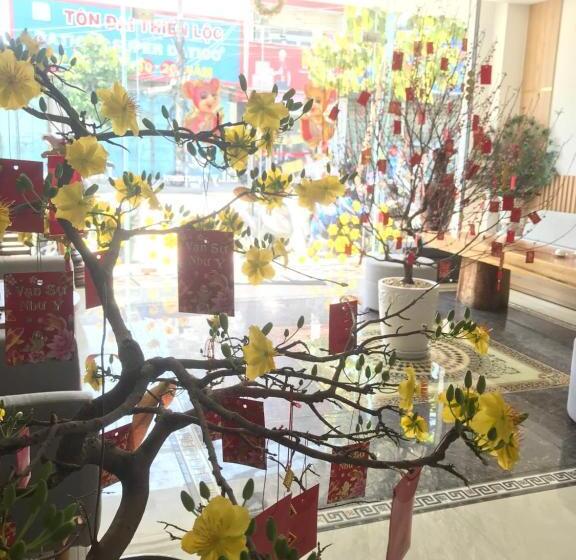 هتل Lily Apartment