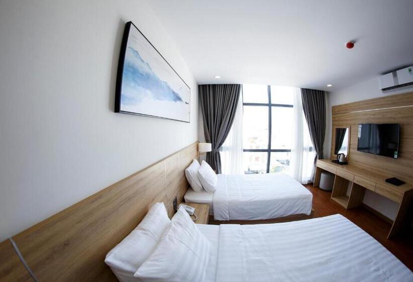 هتل Lily Apartment