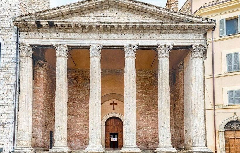 ホテル Locanda Giustini