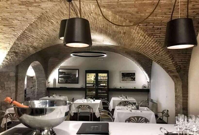 ホテル Locanda Giustini