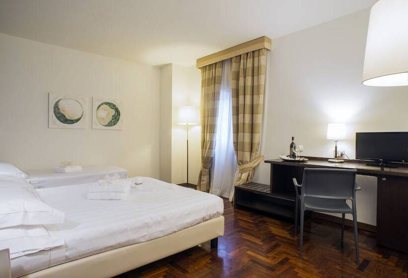 ホテル Locanda Giustini