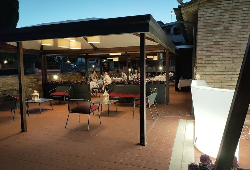 ホテル Locanda Giustini