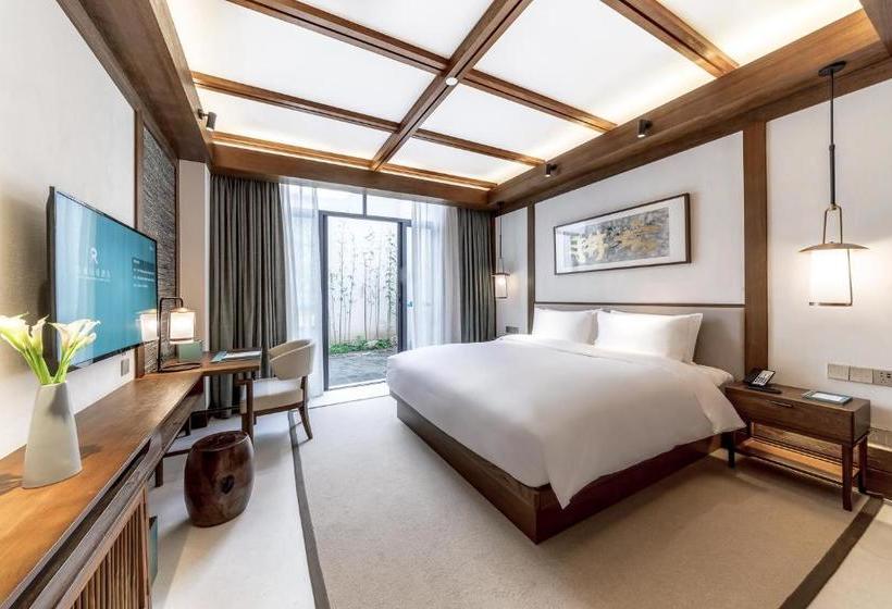 Отель Mount Qingcheng Grand