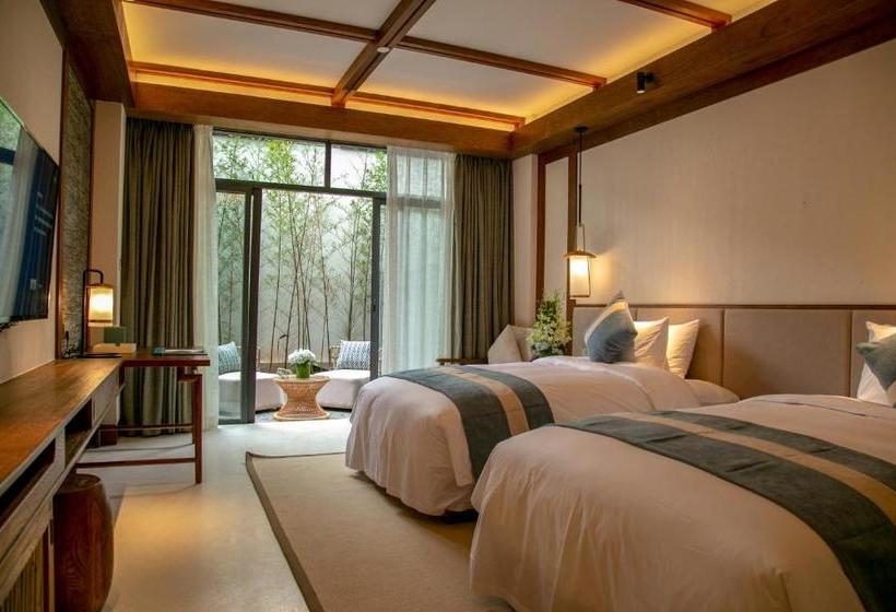 Отель Mount Qingcheng Grand