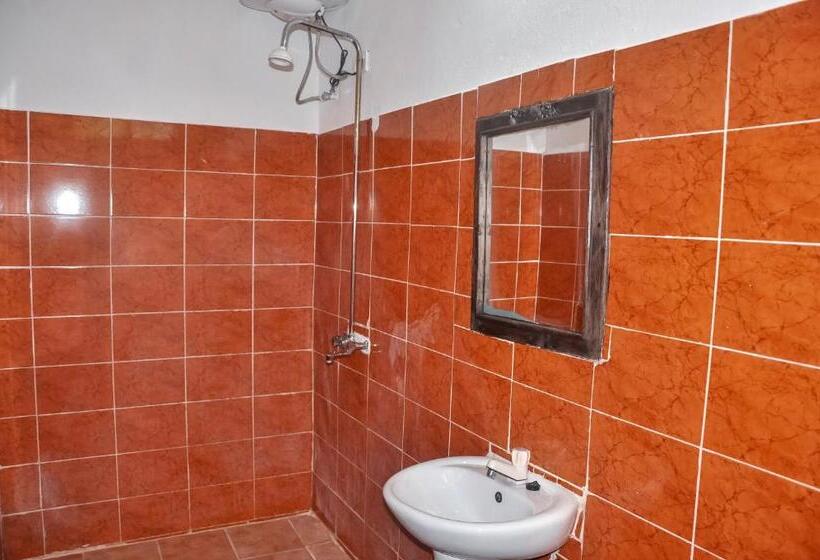 هتل Papaya Guest House Nungwi